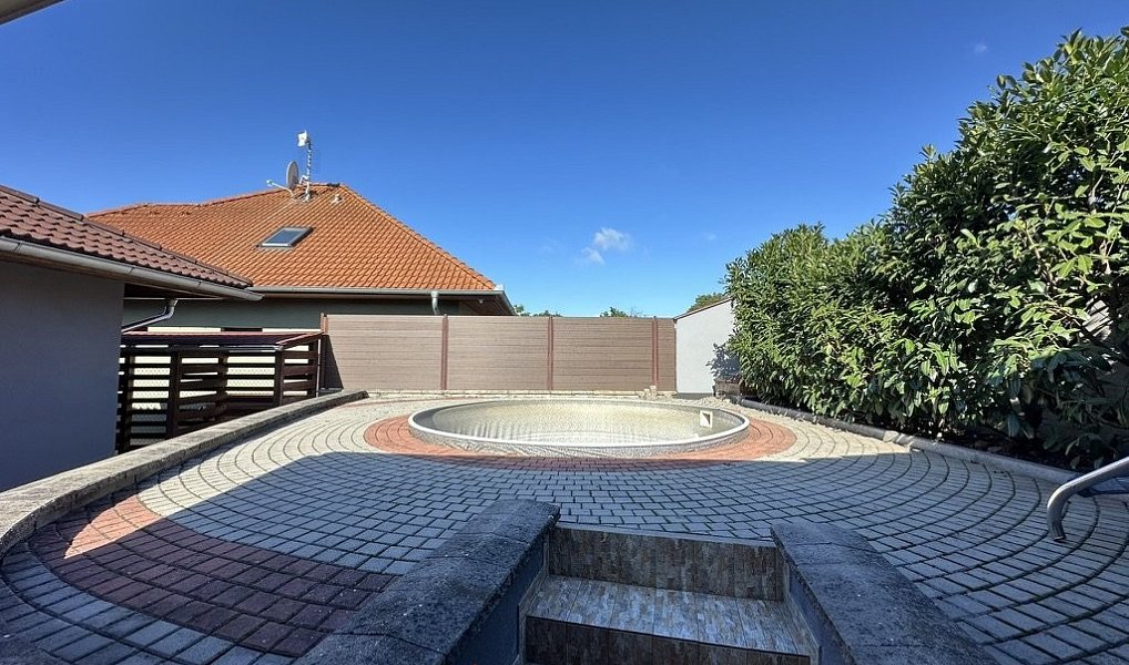 Pronájem domu 112 m² s pozemkem 482 m², Kuchařovice – náhled fotky 25