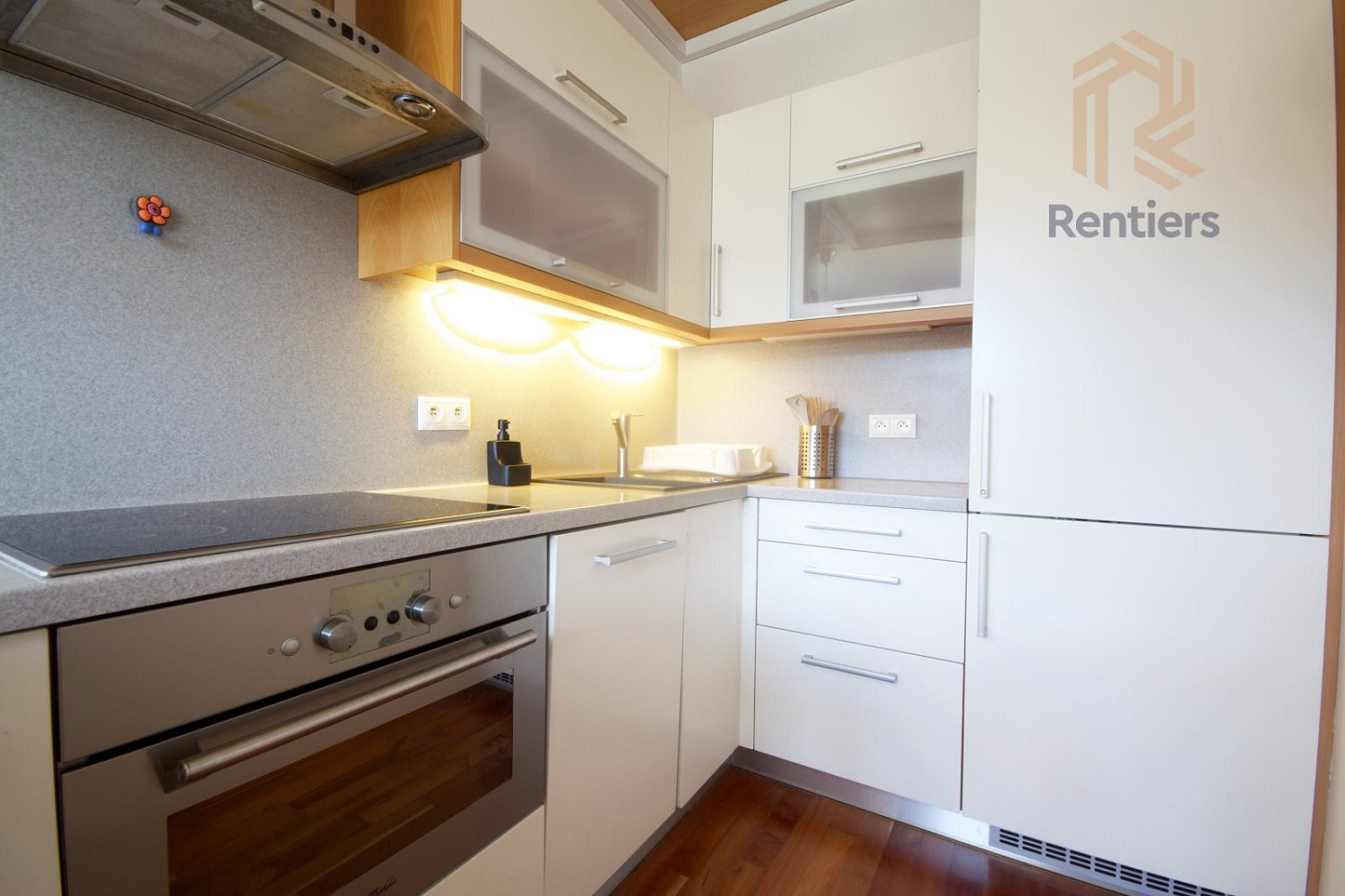 Pronájem bytu 2+kk 46 m² – fotografie 4