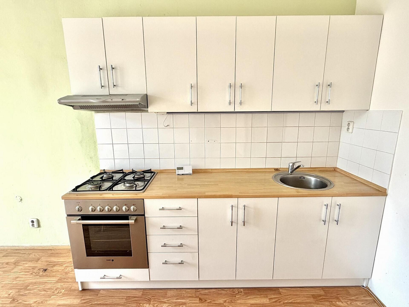 Pronájem bytu 1+1 49 m² – fotografie 3