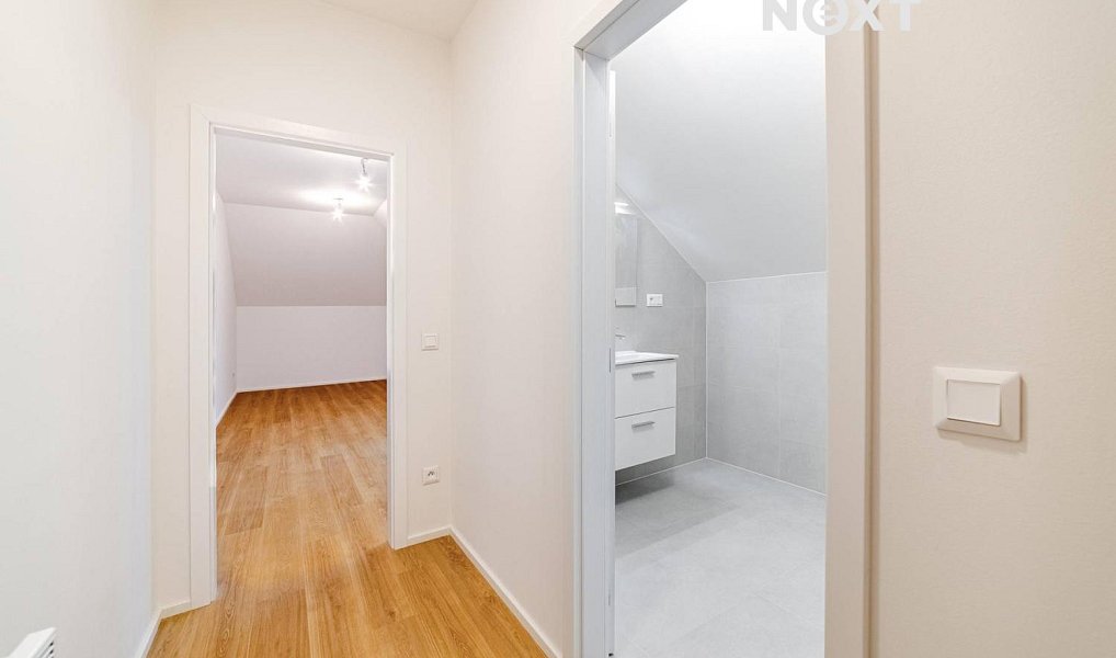 Prodej bytu 1+kk 30 m², Praha – náhled fotky 7