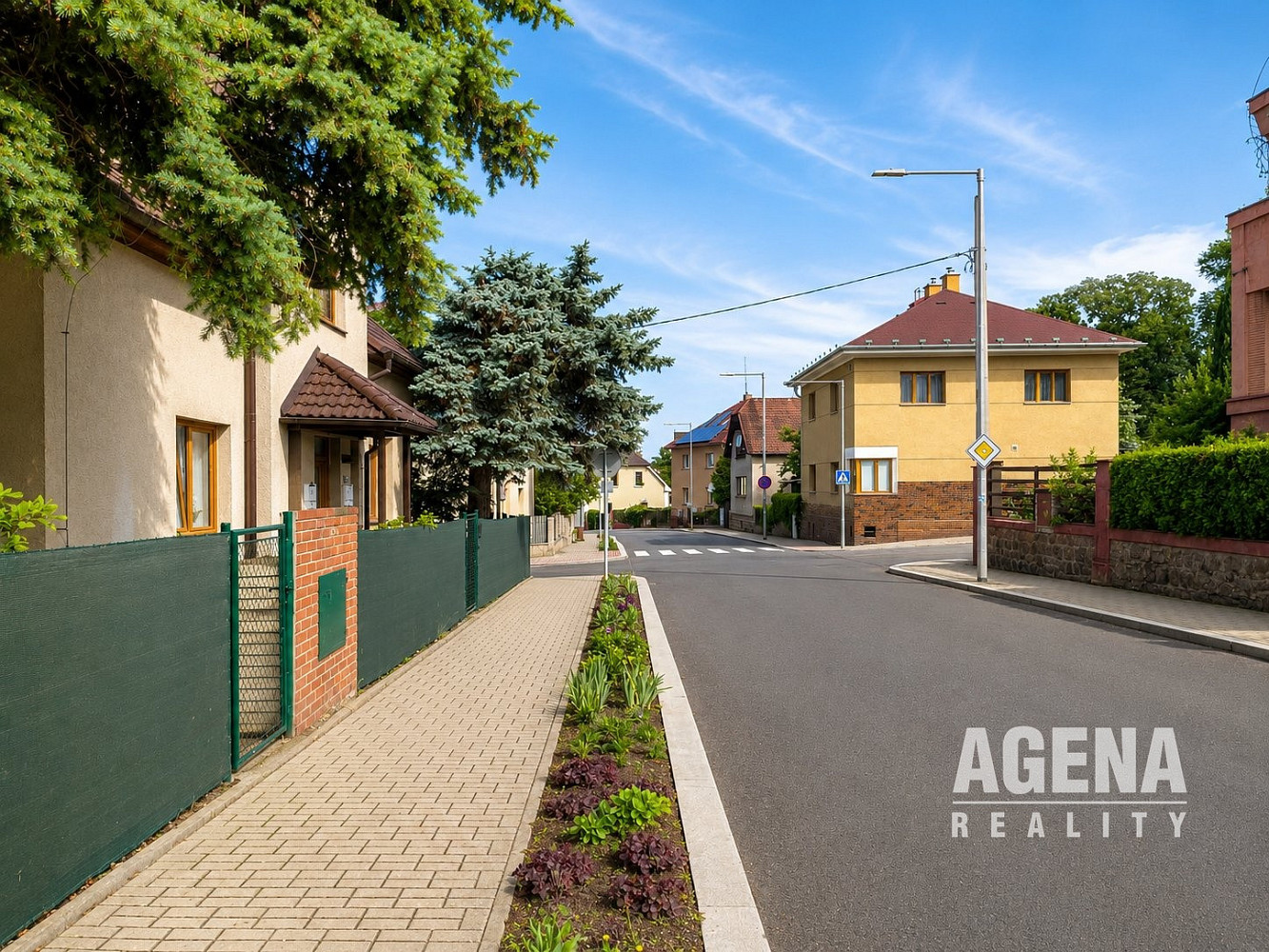 Prodej domu 330 m² s pozemkem 480 m² – pohled 5
