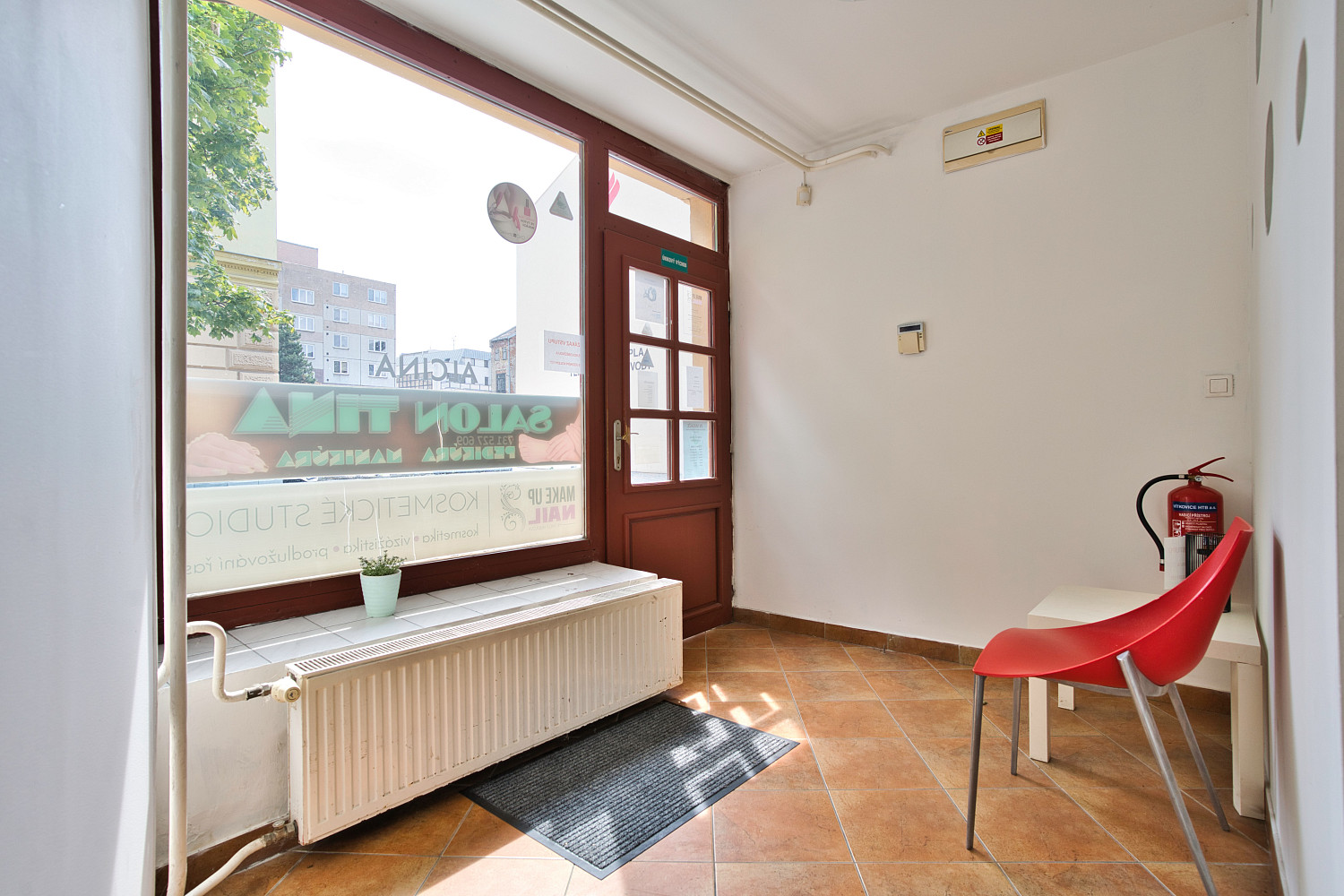 Pronájem obchodních prostor 31 m² – fotografie 4