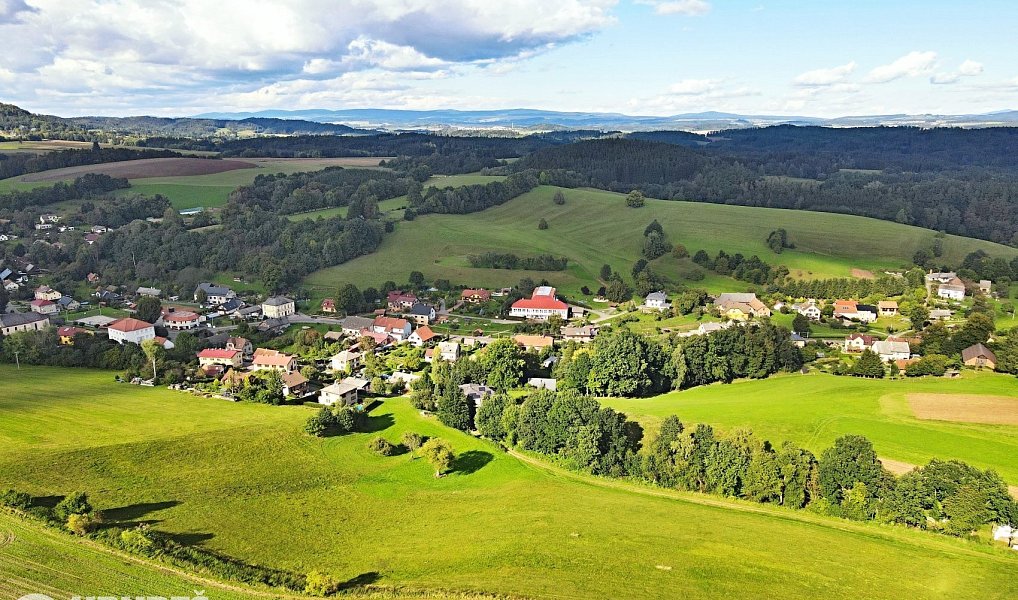 Prodej stavebního pozemku 2 169 m², Hnátnice – náhled fotky 2