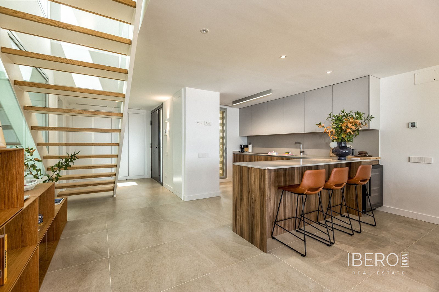 Prodej domu 198 m² s pozemkem 157 m² — photo 2