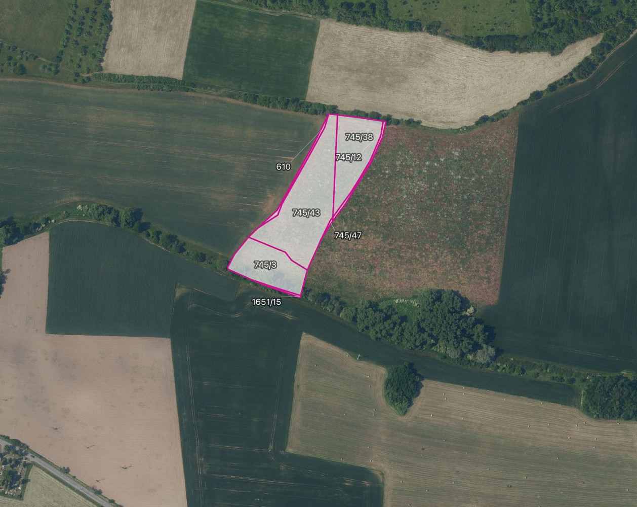Prodej pole 7 947 m²