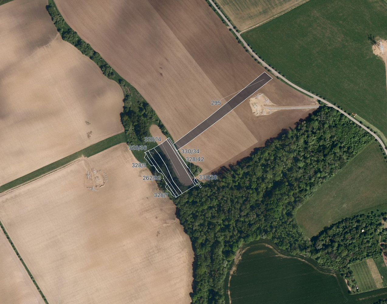 Prodej pole 16 229 m²