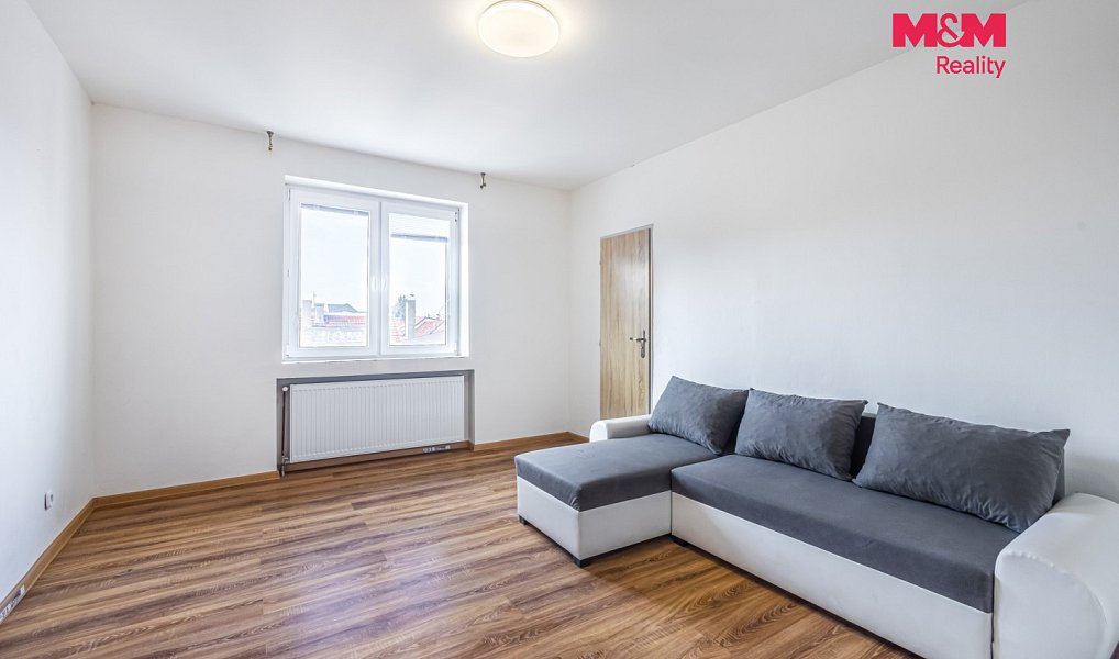 Prodej nájemního domu, činžáku 870 m², Kladno – náhled fotky 16