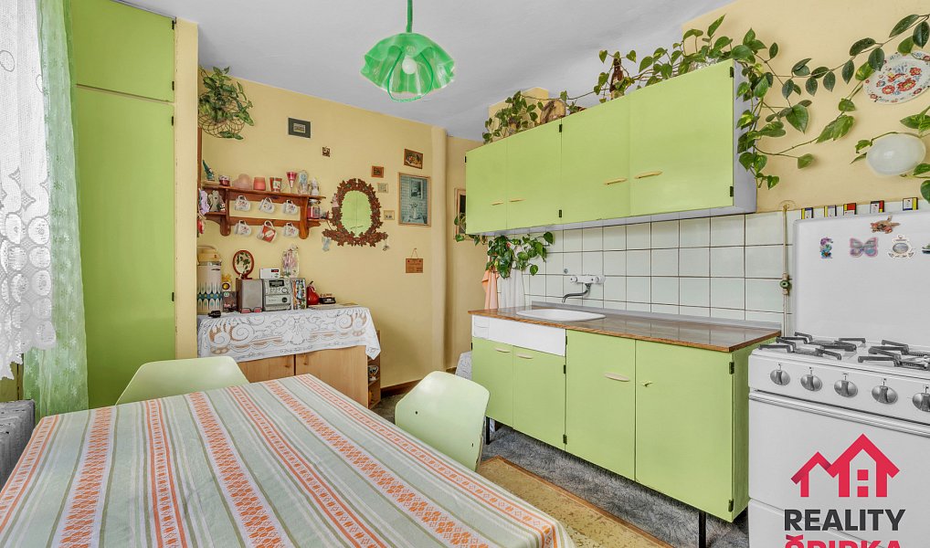 Prodej domu 165 m² s pozemkem 1 639 m², Deštná – náhled fotky 8