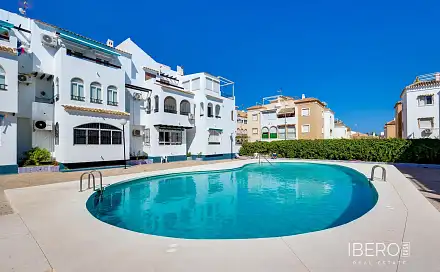 Prodej domu 70 m² s pozemkem 70 m², Torrevieja, Španělsko