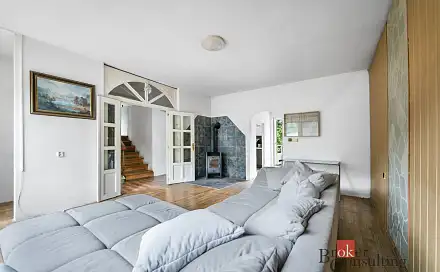 Prodej domu 263 m² s pozemkem 895 m², Na Drahách, Mirošov, okres Rokycany