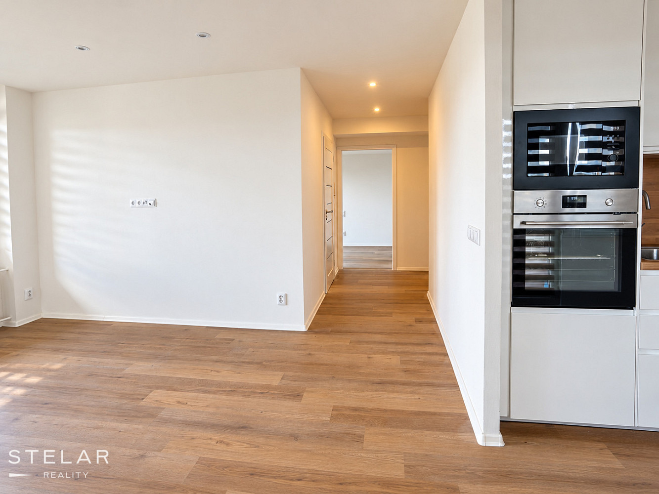 Pronájem bytu 3+1 59 m² – fotografie 3