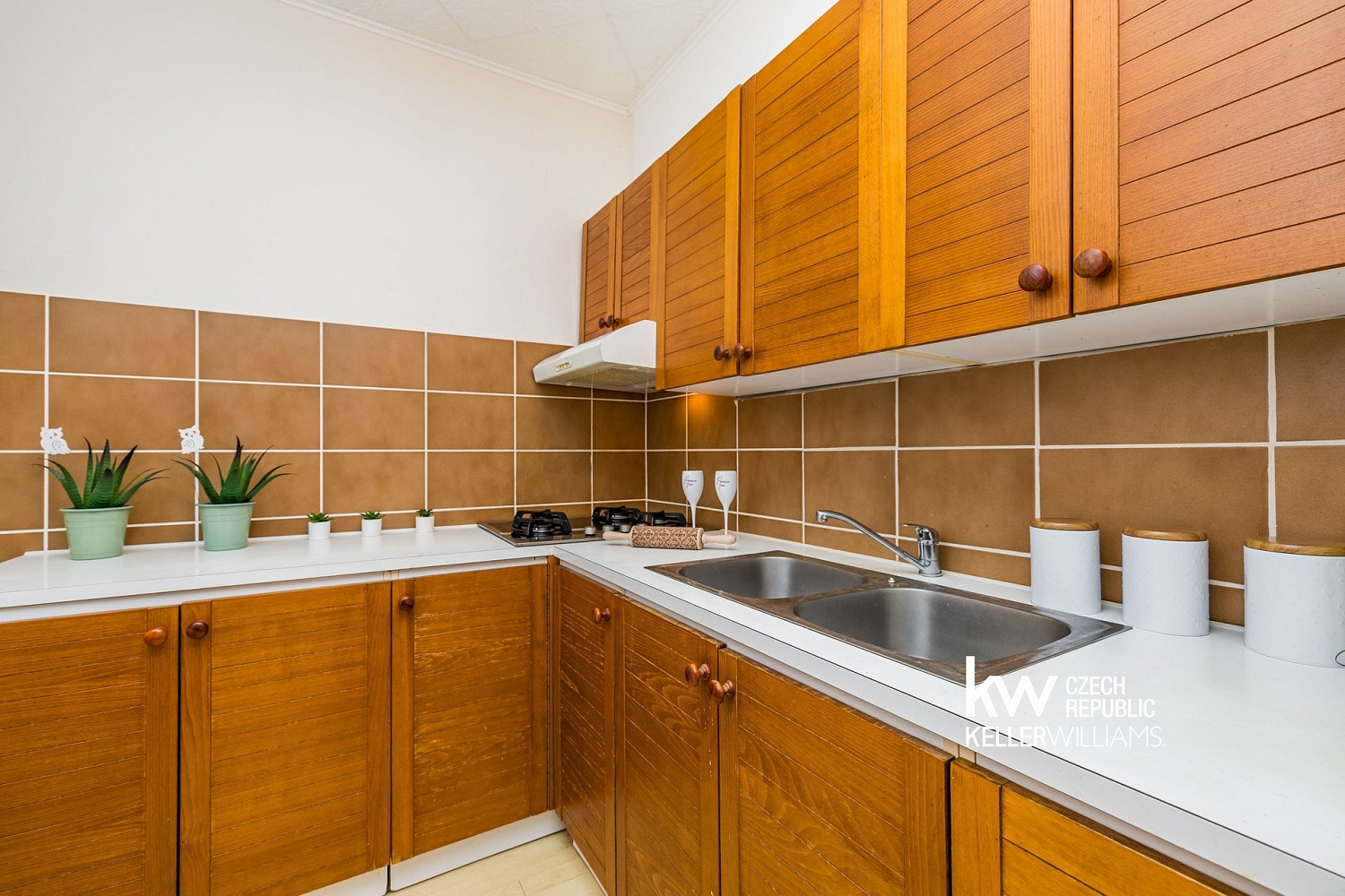 Pronájem bytu 2+kk 44 m² – fotografie 3