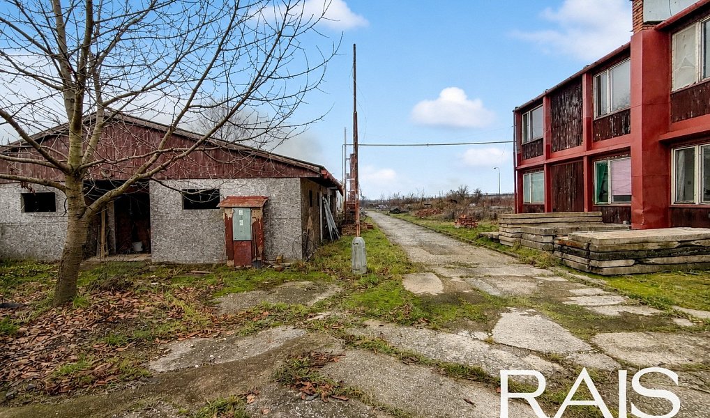Prodej výrobních prostor 3 646 m², Mikulčice – náhled fotky 4