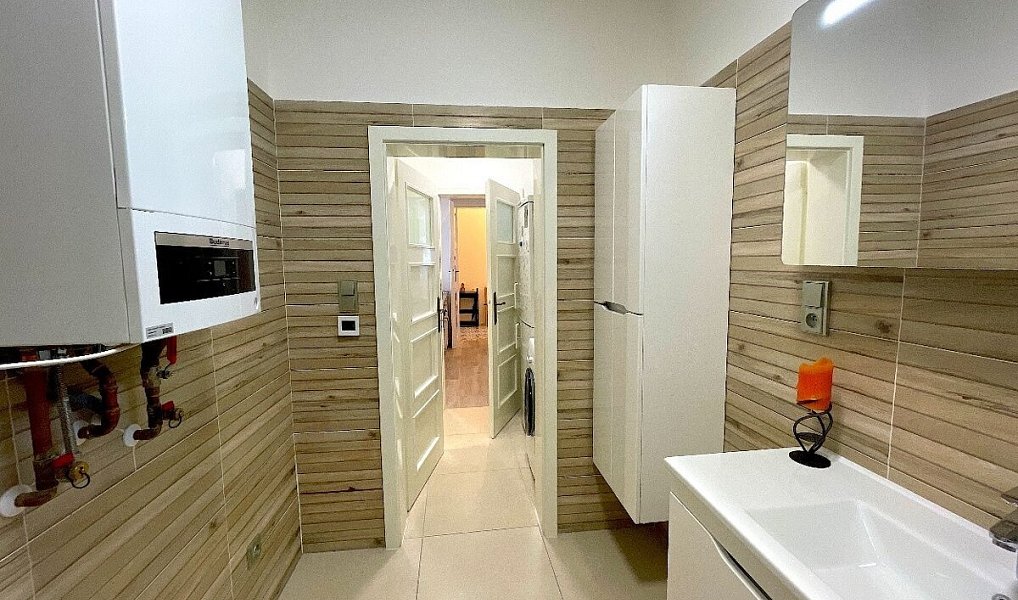 Prodej bytu 4+kk 127 m², Praha – náhled fotky 23