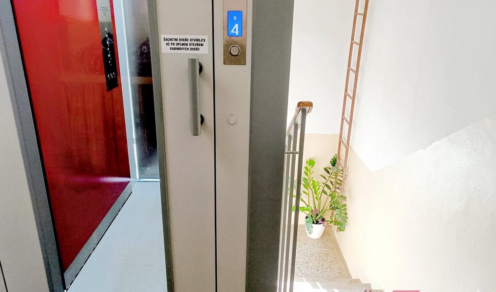 Prodej bytu 2+1 58 m², Jičín – náhled fotky 19