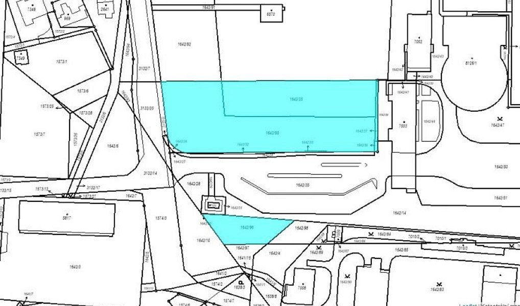 Prodej komerčního pozemku 4 605 m², Kroměříž – náhled fotky 2