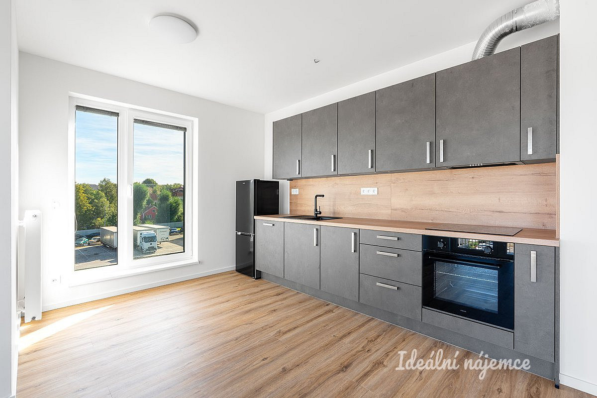 Pronájem bytu 3+kk 73 m²