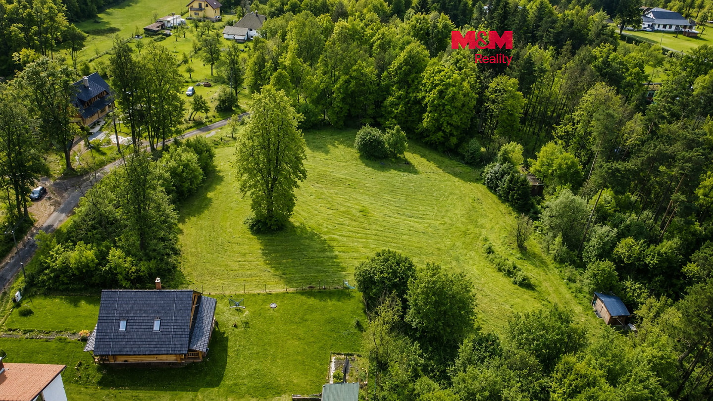 Prodej stavebního pozemku 4 352 m²