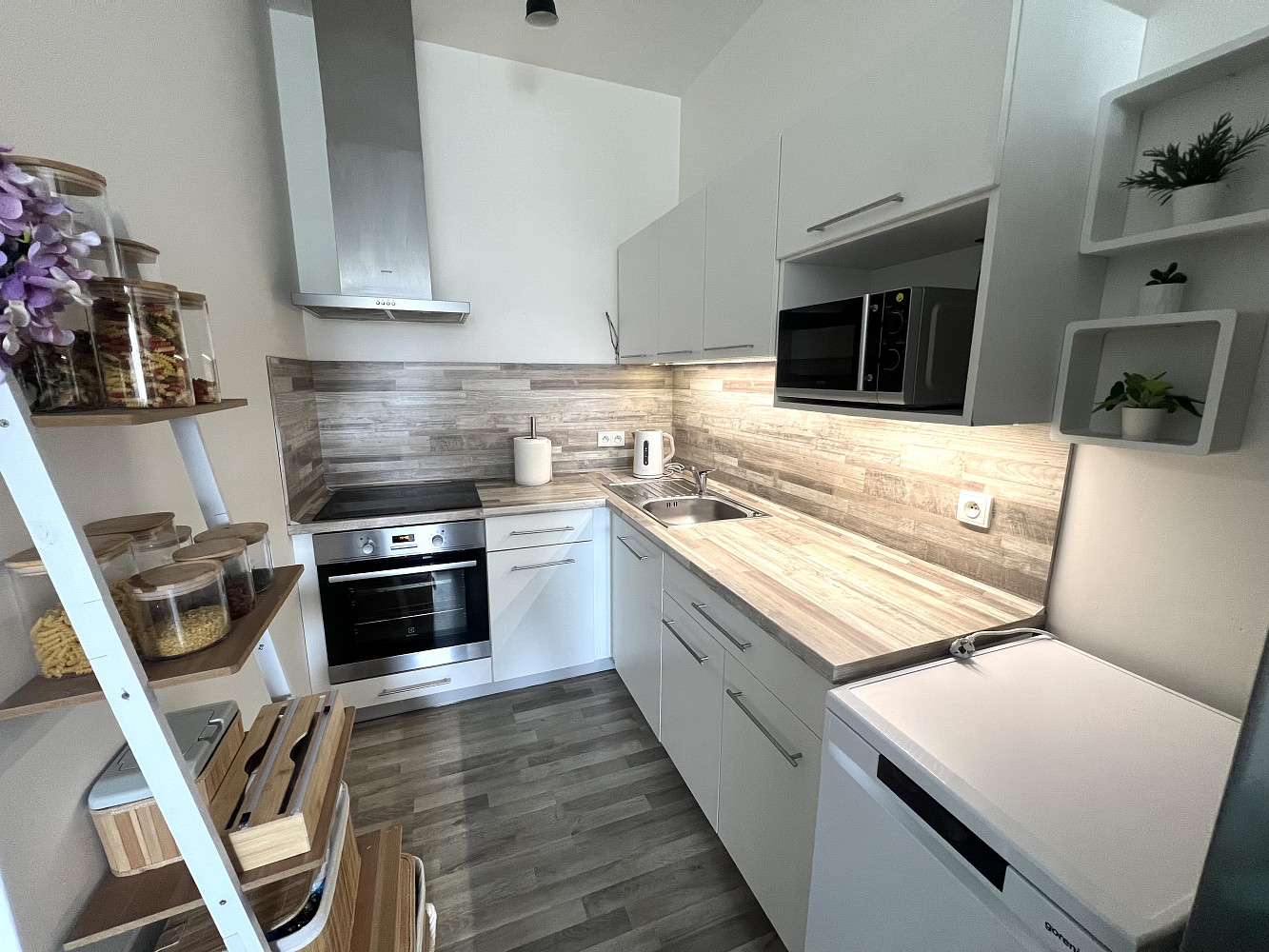 Pronájem bytu 2+kk 42 m²