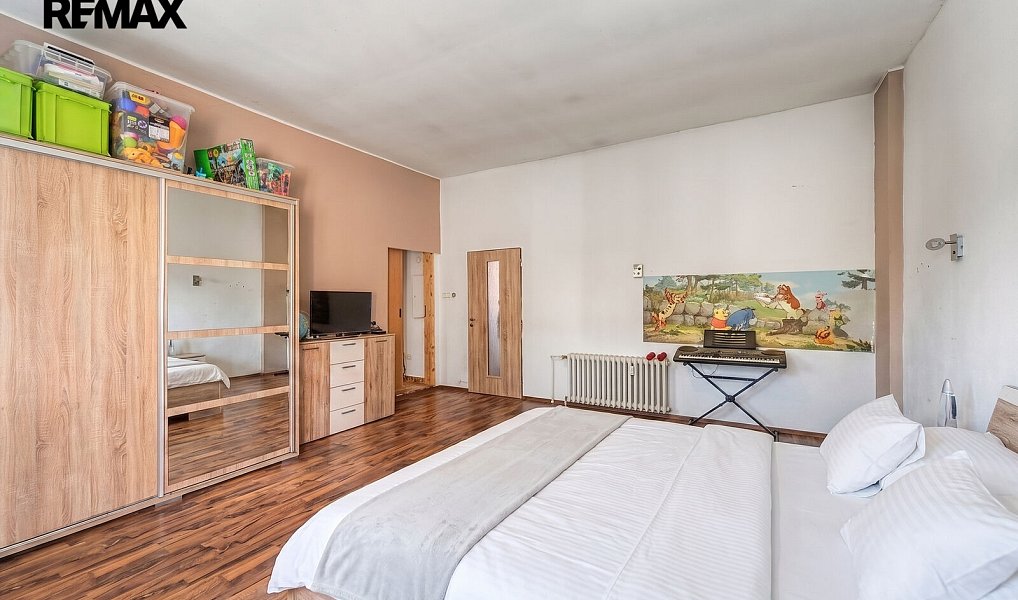 Prodej domu 222 m² s pozemkem 1 257 m², Kly – náhled fotky 21