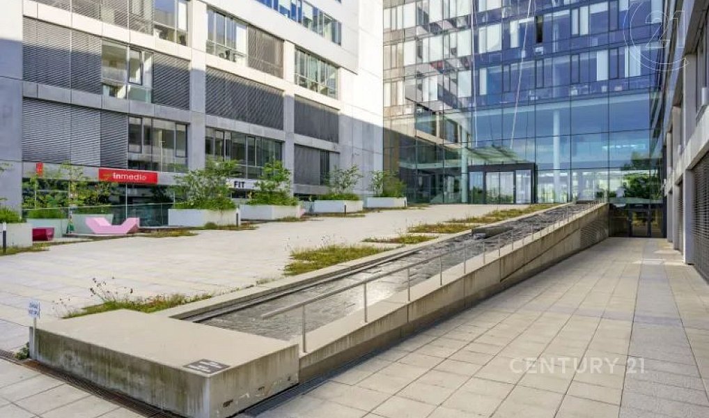 Pronájem komerčního prostoru, 651 m², Nusle - Praha 4, Praha