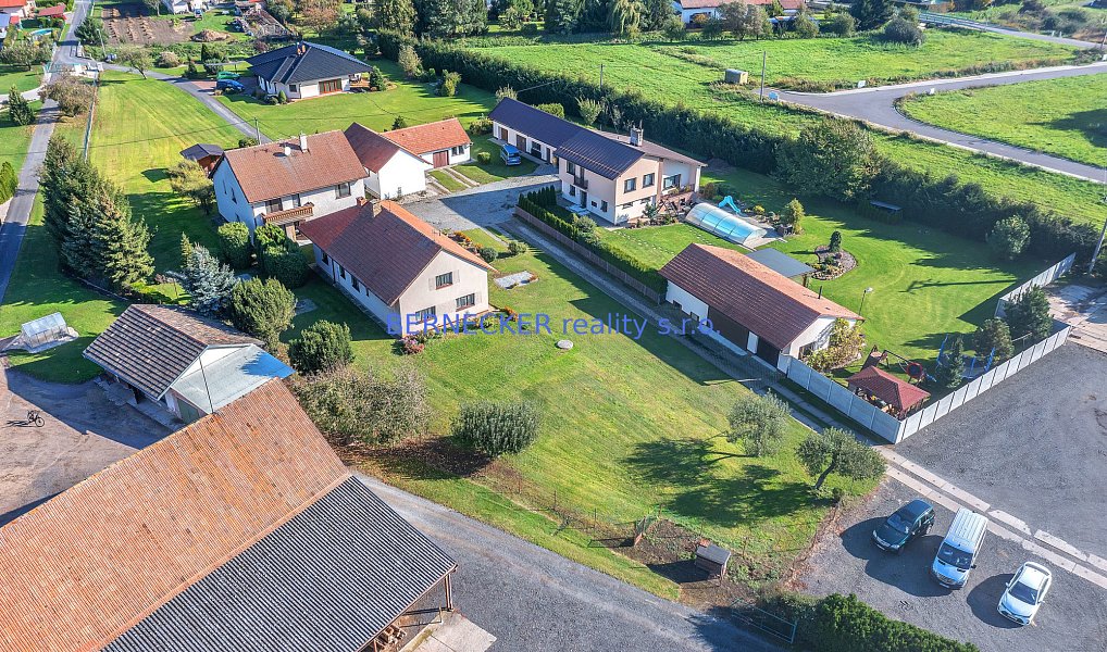 Prodej domu 465 m² s pozemkem 4 116 m², Dolní Ředice – náhled fotky 3