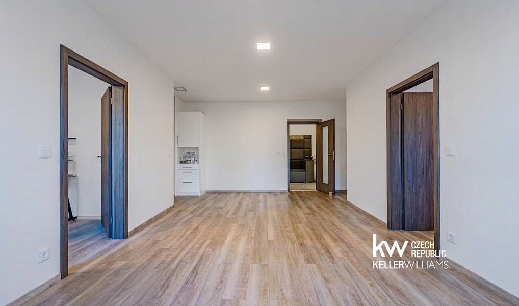 Pronájem bytu 3+kk 70 m², Kladno – náhled fotky 2