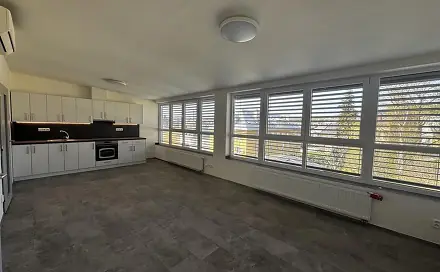 Pronájem bytu 2+kk 40 m², náměstí Svobody, Šternberk, okres Olomouc