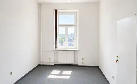 Pronájem kanceláře 13 m², 1. máje, Liberec - Liberec III-Jeřáb