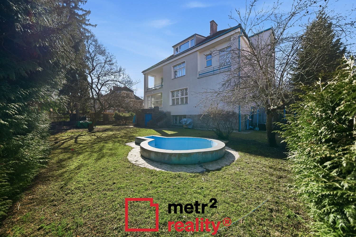 Prodej domu 678 m² s pozemkem 984 m² – fotografie 2