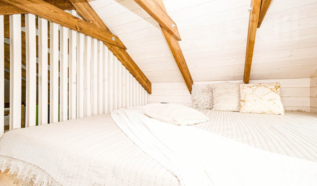 Prodej tiny house 20 m2 - plně vybavený, 2 loft na spaní, koupelna se sprchou, Přelouč – náhled fotky 12