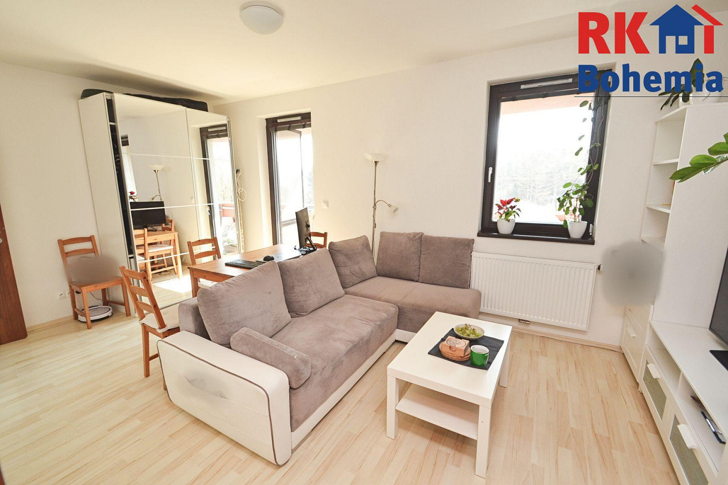 Pronájem bytu 2+kk 48 m² — photo 2