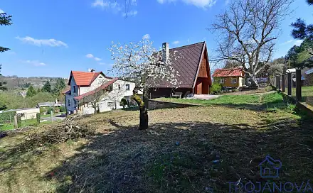 Prodej stavebního pozemku 713 m², Lštění, okres Benešov