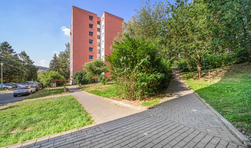 Prodej bytu 3+1 65 m², Zlín – náhled fotky 31