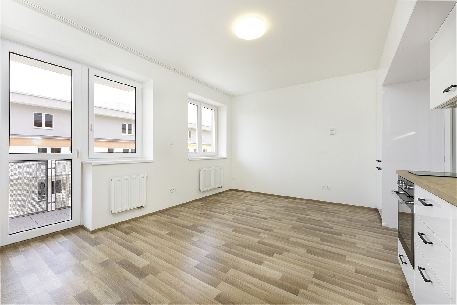 Pronájem bytu 1+kk 29 m² — photo 3
