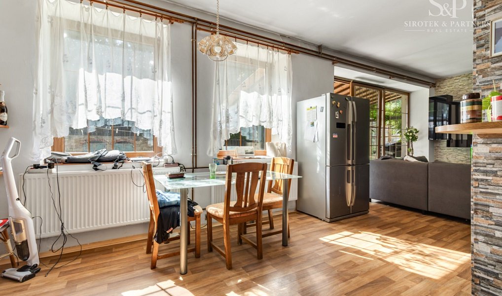 Prodej domu 350 m² s pozemkem 3 430 m², Kolešov – náhled fotky 11