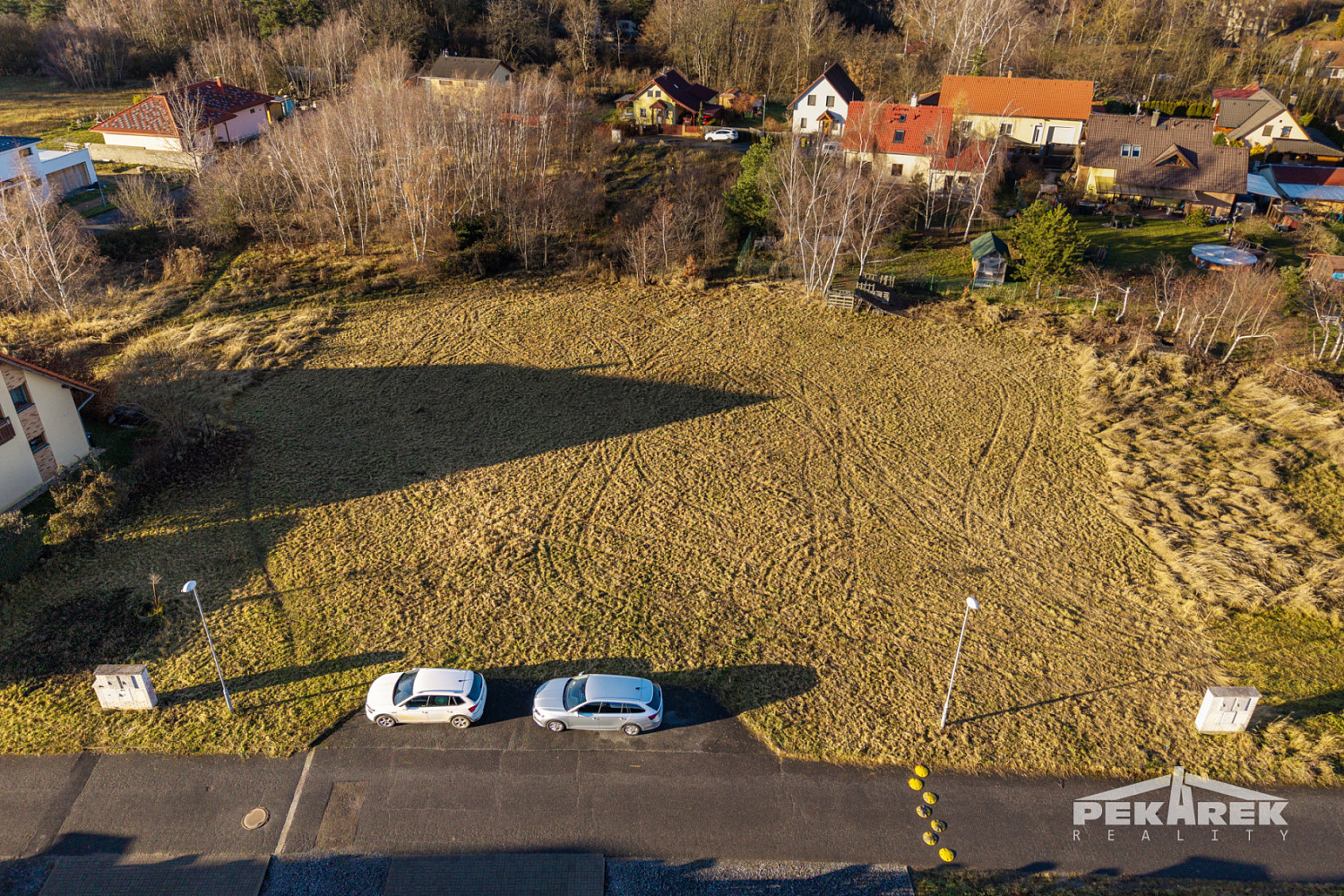 Prodej stavebního pozemku 1 054 m² – pohled 2