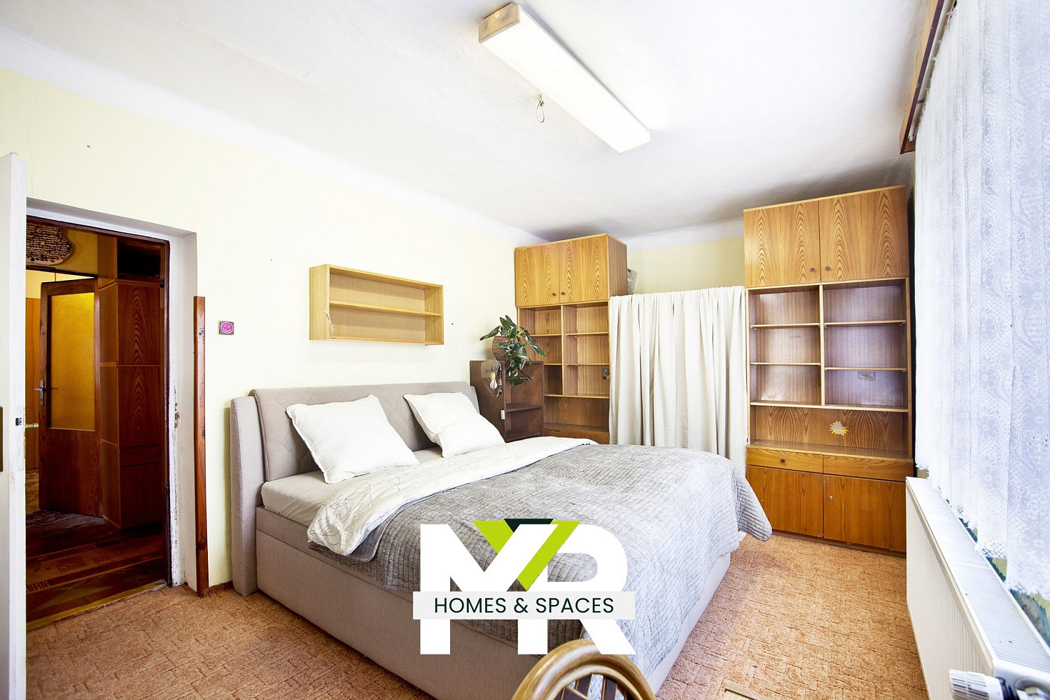 Prodej domu 200 m² s pozemkem 424 m² – fotografie 2