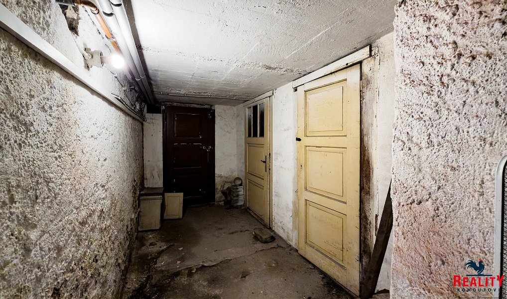 Prodej nájemního domu, činžáku 492 m², Tábor – náhled fotky 24