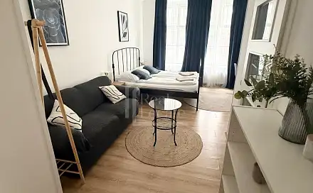 Pronájem pokoje 20 m², Na bělidle, Praha 5 - Smíchov