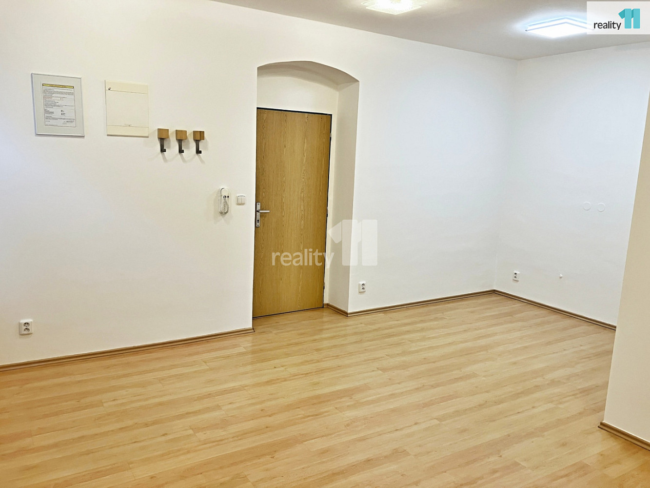 Prodej kanceláře 65 m² — photo 4