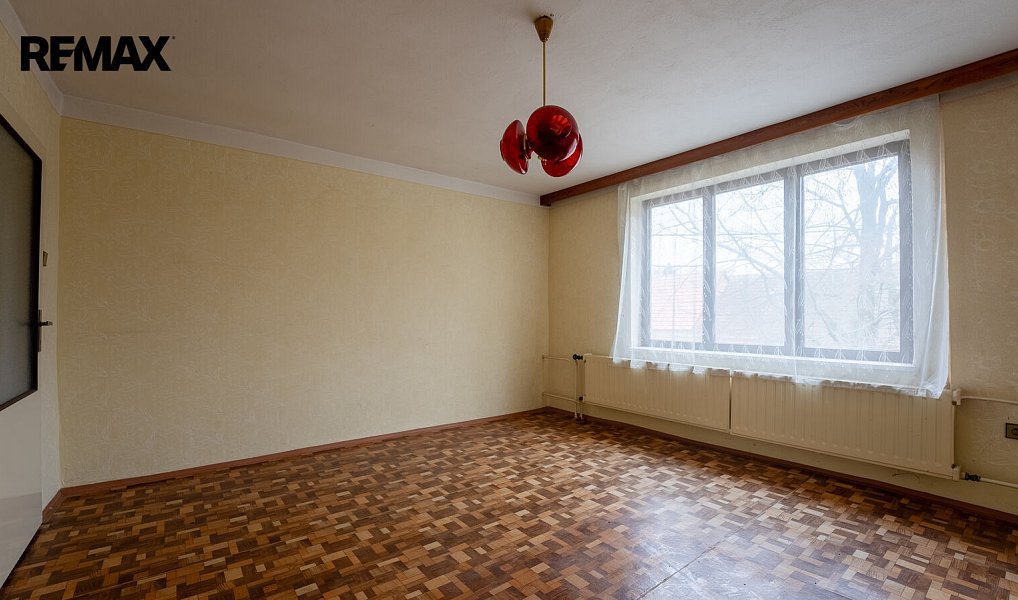 Prodej domu 180 m² s pozemkem 362 m², Lipov – náhled fotky 22