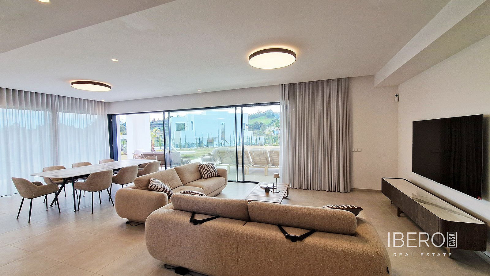 Prodej domu 516 m² s pozemkem 1 363 m² - Vista 4