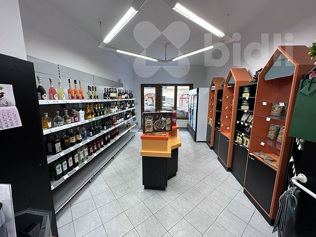 Pronájem obchodních prostor 95 m² – fotografie 3