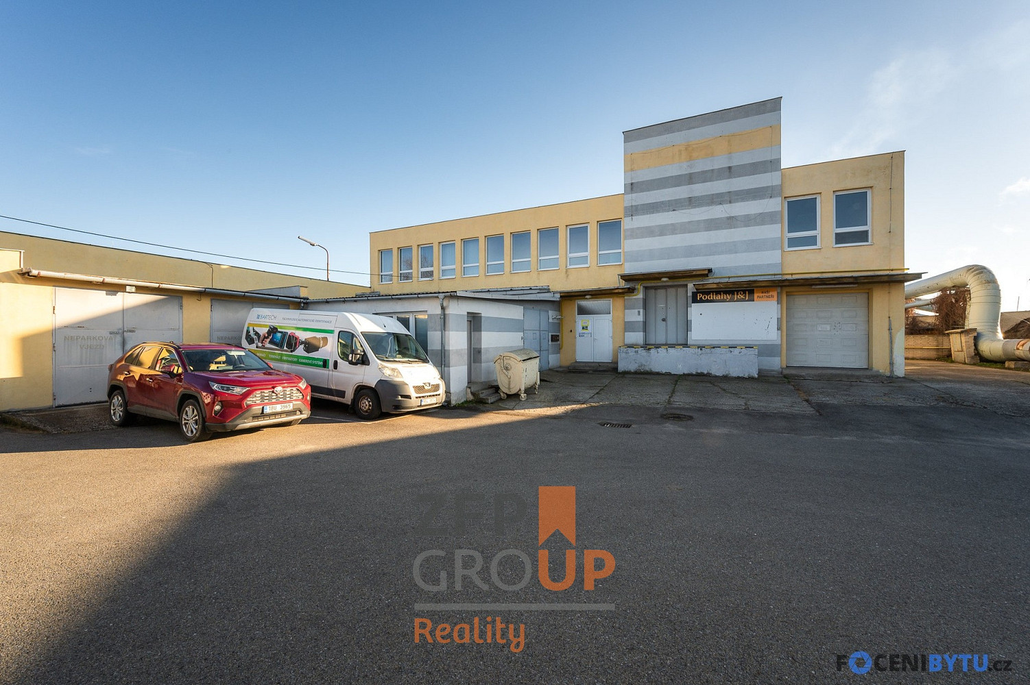 Pronájem obchodních prostor 702 m² — photo 3