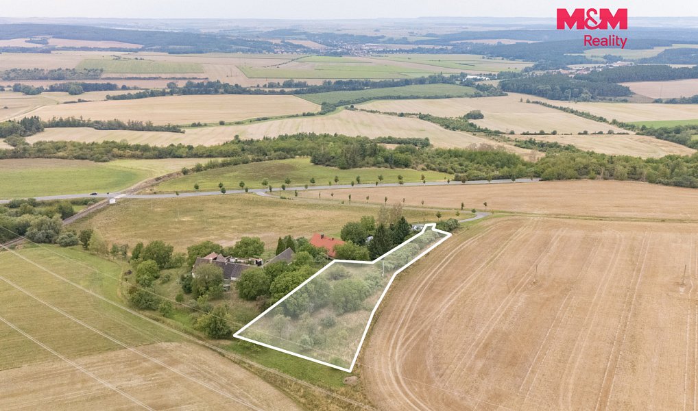 Prodej stavebního pozemku 3 359 m², Petrovice – náhled fotky 9
