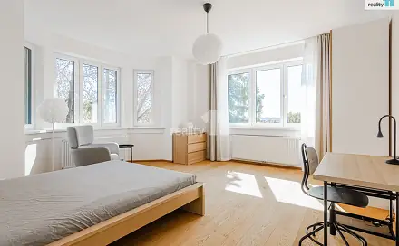 Pronájem bytu 5+kk 25 m², U krbu, Praha 10 - Strašnice