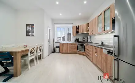 Prodej bytu 3+1 122 m², U Kapličky, Trutnov - Kryblice