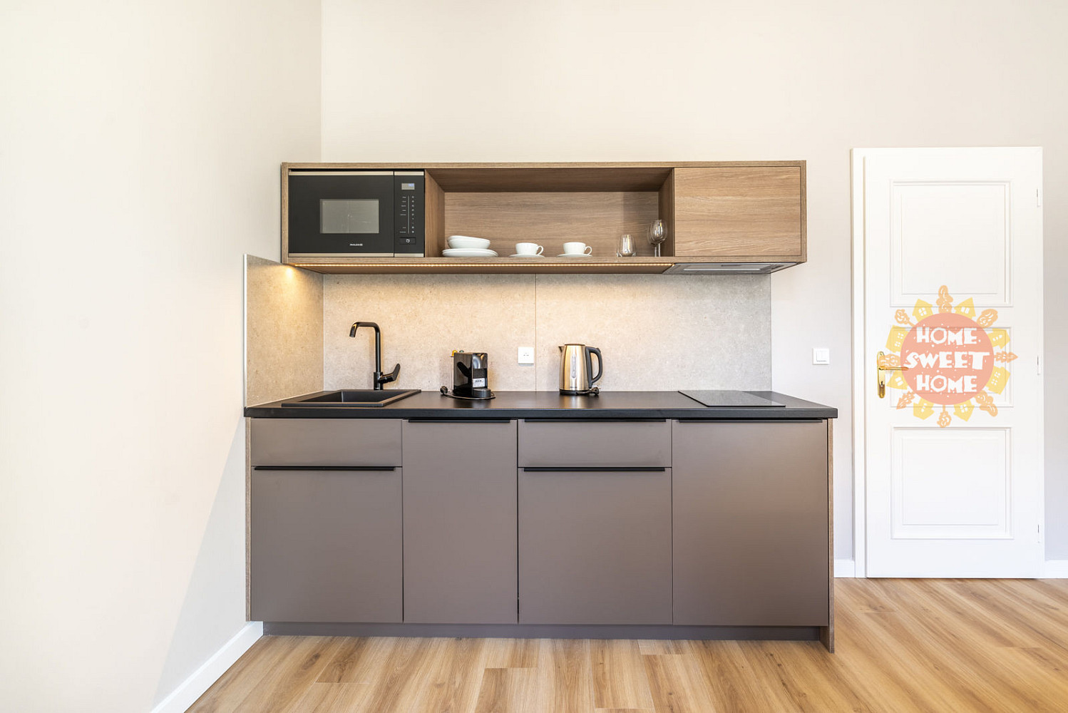 Pronájem bytu 1+kk 33 m² – fotografie 3