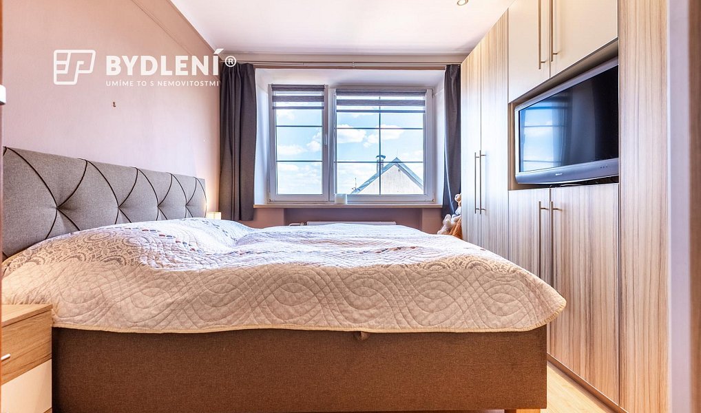 Prodej domu 318 m² s pozemkem 791 m², Krupka – náhled fotky 12